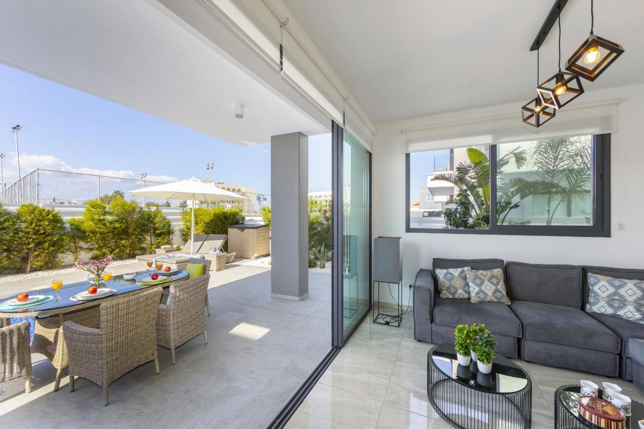 Pernera Beach Villa Protaras Buitenkant foto